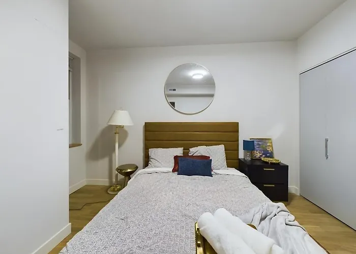 The Velvet Jazz Haus Apartment Chicago